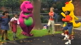 Walk Across the Street Stop Look amp Be Safe Barney Safety [upl. by Aaren]