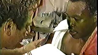 Larry Holmes vs Michael Spinks 1 [upl. by Vivia976]